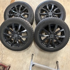 商談中！アルミ付きスタットレスタイヤ。225/55R18