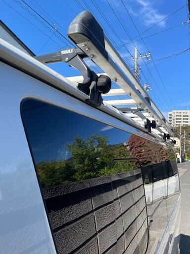 ハイエース200系用標準ナローボデイ用・アルミ製ルーフキャリア 片側4  