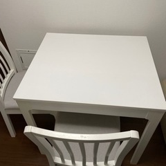 【無料引渡条件あり】IKEA 伸長式ダイニングテーブル&椅子2脚