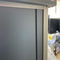 お譲り先決まりました。中古の屋外大型物置