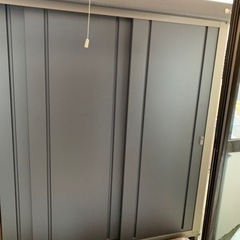 お譲り先決まりました。中古の屋外大型物置