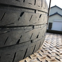 バル純正ホイール付タイヤ205/55R16売ります。