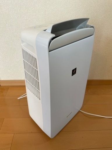 ⭐︎SHARP 除湿機　CM-N100-W【2021年製】⭐︎ SHARP 冷風・衣類乾燥除湿機 CM-N100-W 2021年製