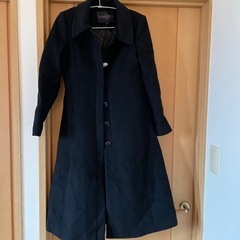 黒ロングコート