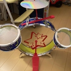 ドラム　おもちゃ