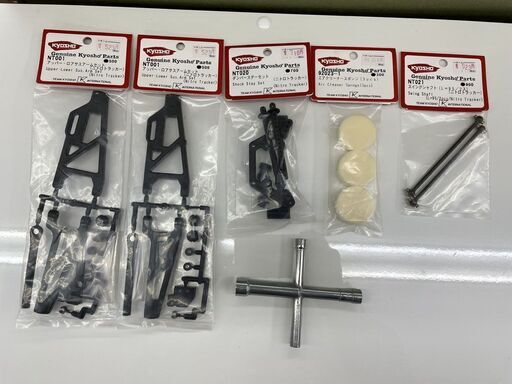 京商 ニトロトラッカー ラジコン 付属品多数あり エンジンカー KYOSHO Nitro Tracker 送信機付き KT-231P＋ 通電のみ確認 現状 札幌市 京商 ニトロトラッカー ラジコン 付属品多数あり エンジンカー KYOSHO