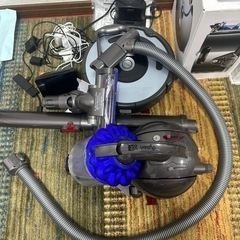 バラ売りなし、引越しして家が狭いため、出品します。