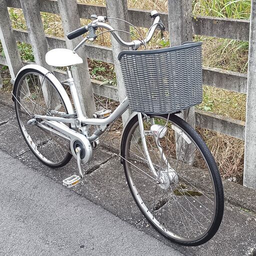 ★お届け可！★ ブリヂストン 27インチ 自転車 『La’Cushion』 内装3段変速 オートライト サドル・前かご交換済み