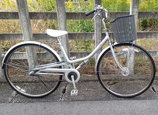 ☆お届け可！☆ ブリヂストン 27インチ 自転車 『La'Cushion』 内装3段