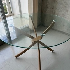 ガラス　ダイニングテーブル
