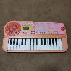HELLO KITTY　電子ピアノ(幼児向き)