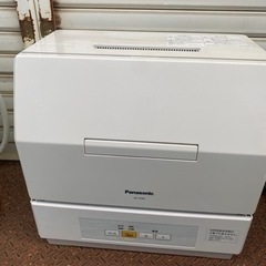 福岡市内配送設置無料　パナソニック 食器洗い乾燥機 カウンタートップ プチ食洗 NP-TCM4-W ホワイト