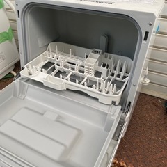 福岡市内配送設置無料　パナソニック 食器洗い乾燥機 カウンタートップ プチ食洗 NP-TCM4-W ホワイト