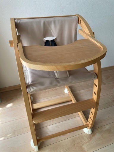 ファルスカ　ベビーチェア（バウンサー）