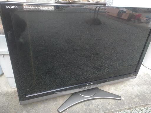 液晶テレビ