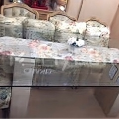 ガラスダイニングテーブルと北欧スタイル猫脚ダイニング椅子8脚