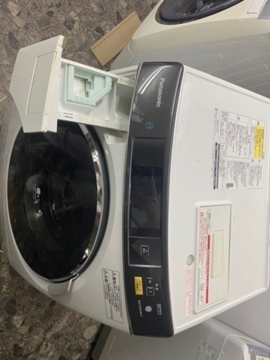 北九州市内配送無料　保証付き　パナソニック Panasonic NA-VX8200L-W [ななめ型ドラム式洗濯乾燥機（9.0kg） 左開き・クリスタルホワイト]