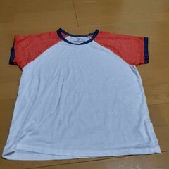 Tシャツ