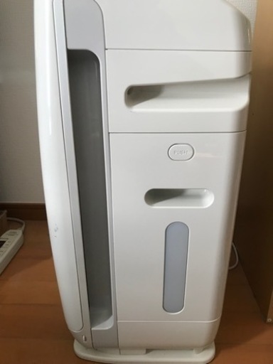 DAIKIN 空気清浄機 ACK55M-W ホワイト ダイキン うるおい 光クリエール ACK55M-W [バニラホワイト