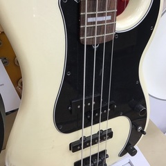 【トレファク神戸新長田】FENDER MEXICOのエレキベースです！【取りに来れる方限定】
