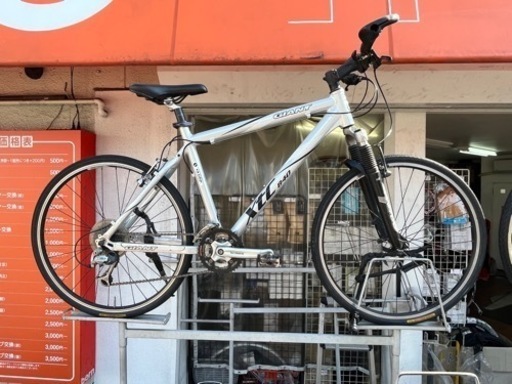 GIANT XTC840クロスバイク (中古品) 26×1.25 シルバー