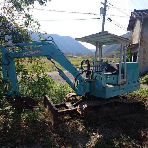 取引中　NISSAN　重機　2トン？