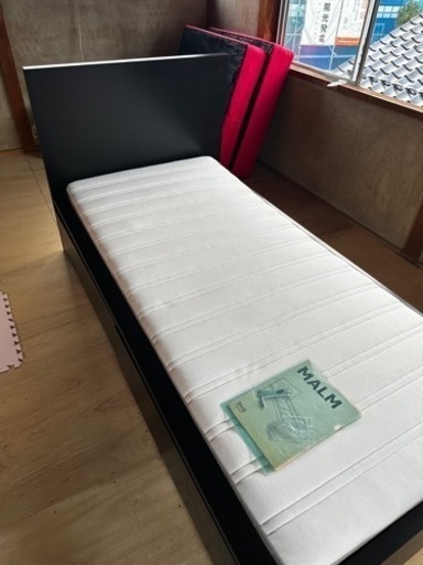 【T-GARAGE】現物特価　IKEA シングルベッド　お手頃に必要な方に