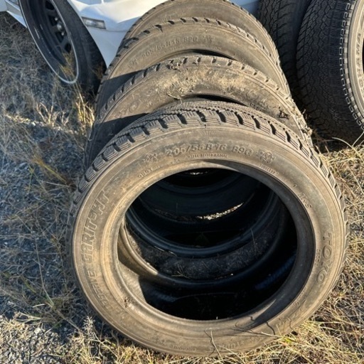 中古スタッドレス205/55R167️⃣山