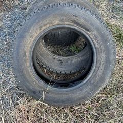 中古スタッドレス215/65R168️⃣山