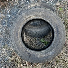 中古スタッドレス215/65R168️⃣山