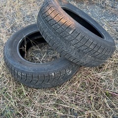 中古スタッドレス225/60R172️⃣本