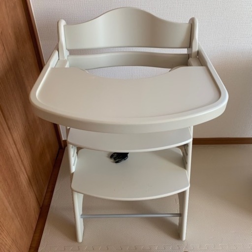 〔子供用品〕木製ダイニングイス譲ります