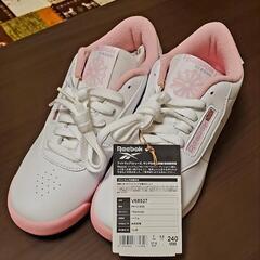 Reebokスニーカー　24㎝