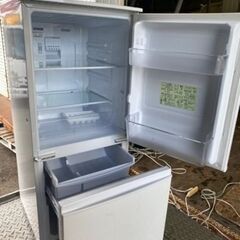 福岡市内配送無料　シャープ SHARP SJ-D14A-W [冷蔵庫 （137L・つけかえどっちもドア） 2ドア ホワイト系]