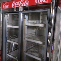 コカ・コーラの冷蔵庫（業務用）