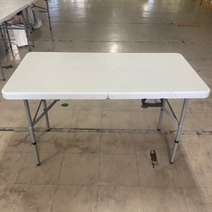 決まりました折りたたみ式作業テーブル　5台纏め売り　長さ121c...
