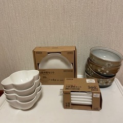 ニトリの食器類4点　すべて4枚セット　決まりました