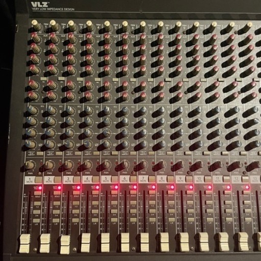 MACKIE アナログミキサー SR24・4 MACKIE SR24.4 アナログミキサー 24