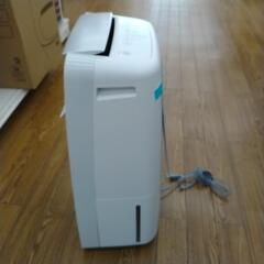 TAKE-UP K10ピングゴールド/ダイヤモンドネックレス-SHARP 除湿機 23年製                TJ1831