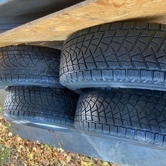 四駆スタッドレスタイヤ付アルミホイール4本セット　PCD139.7 6穴