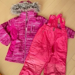 スキーウェア　7〜8歳用　ピンク