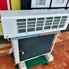 2018年製　東芝　ルームエアコン RAS-E221M(W)■６畳程度