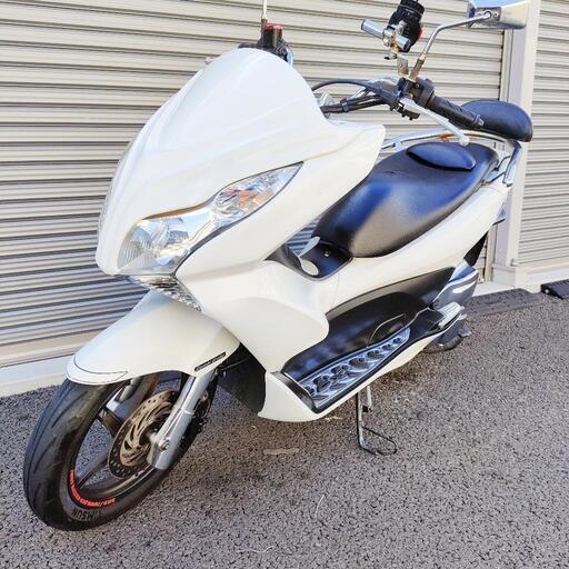 2368.大人カスタム　PCX125 モリワキマフラー♪シート新品　千葉県柏市　即日配送、自走引き取りも可能