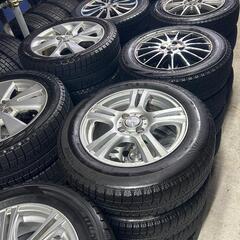 ❄️ヤリス、アクア、ヴィッツ、ノート、ポルテ等に！アルミホイール付国産スタッドレスタイヤ入荷しました⛄
