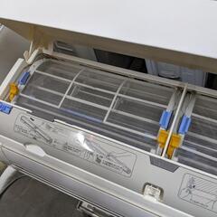 ダイキン ルームエアコン クーラー 冷房2.2kw 暖房2.2kw 主に8畳用 100V AJT22WFS-W AJR22WFS DAIKIN
2020年製 ダイキン ルームエアコン クーラー 冷房2.2kw 暖房2.2kw 主に8畳用 100V