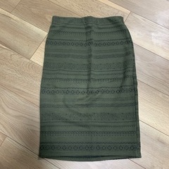 【未使用】スカート　Bershka サイズM