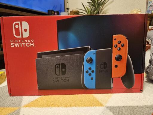 【受け渡し者決定済】 Nintendo Switch 本体+ケース付き