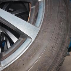 225 65 r17スタンダードタイヤです