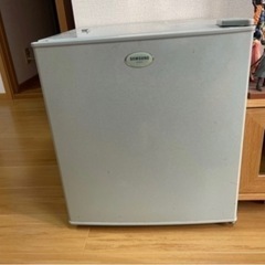 小型冷蔵庫 47ℓ