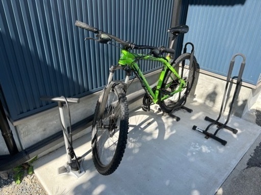 SPECIALIZEDスペシャライズド 2016 PITCH 650Bライムグリーン ポンプ付き